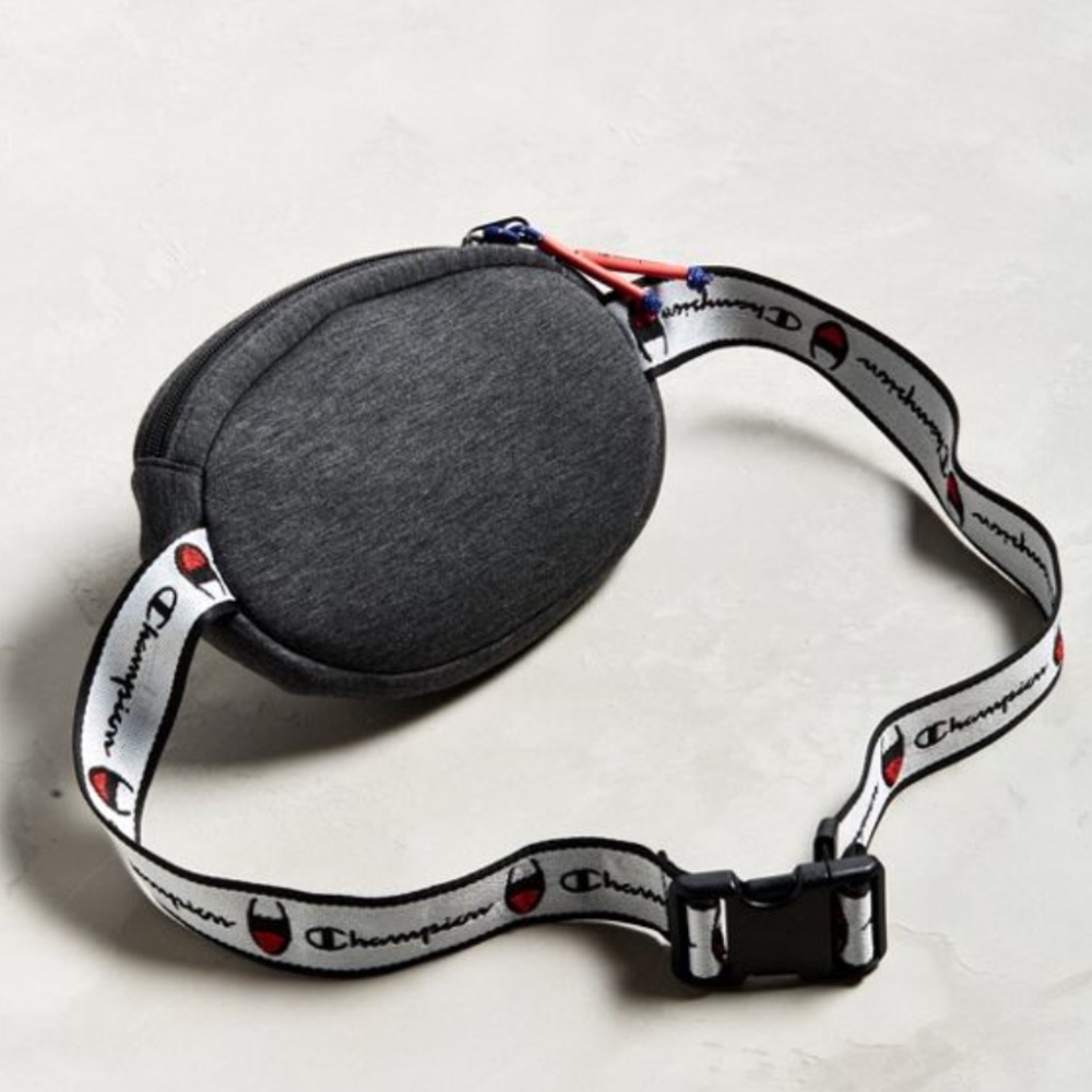CHAMPION|| BLUE SLING BAG - Picture 2 of 5